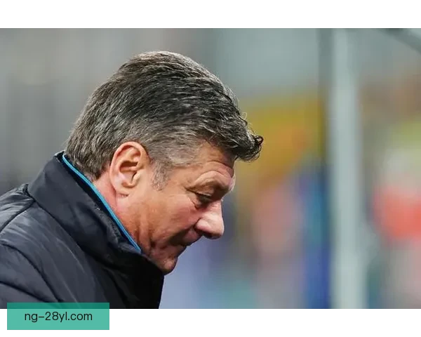 莫雷托曝巴萨签亨克中卫昂斯坦