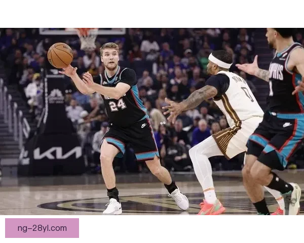 勇士七人上双胜灰熊桑托斯绝杀